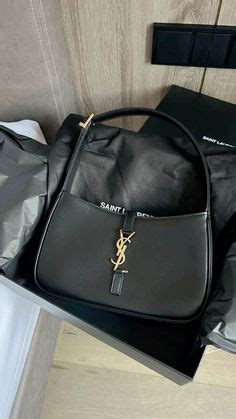 basket femme ysl|Yves Saint Laurent .